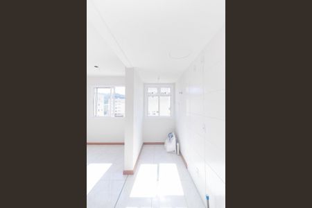 Cozinha de apartamento para alugar com 1 quarto, 27m² em Hípica, Porto Alegre