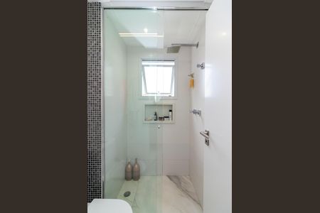 Apartamento à venda com 100m², 3 quartos e 3 vagas Apartamento à venda com 100m², 3 quartos e 3 vagasBanheiro das Suítes 2 e 3