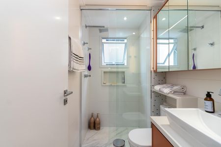 Apartamento à venda com 100m², 3 quartos e 3 vagas Apartamento à venda com 100m², 3 quartos e 3 vagasBanheiro da Suíte 1