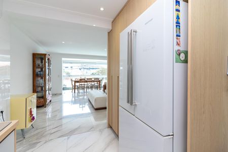 Apartamento à venda com 100m², 3 quartos e 3 vagas Apartamento à venda com 100m², 3 quartos e 3 vagasCozinha