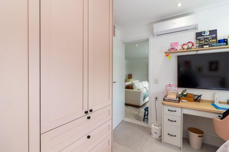Apartamento à venda com 100m², 3 quartos e 3 vagas Apartamento à venda com 100m², 3 quartos e 3 vagasSuíte 3