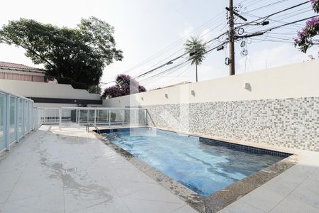 Apartamento à venda com 100m², 3 quartos e 3 vagas Apartamento à venda com 100m², 3 quartos e 3 vagasÁrea comum - Piscina