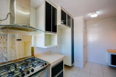 Apartamento à venda com 133m², 3 quartos e 2 vagas Apartamento à venda com 133m², 3 quartos e 2 vagasCopa/Cozinha