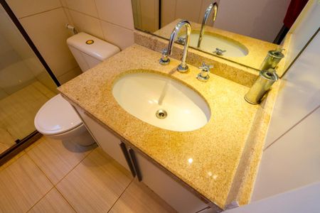 Apartamento à venda com 133m², 3 quartos e 2 vagas Apartamento à venda com 133m², 3 quartos e 2 vagasBanheiro do quarto 2