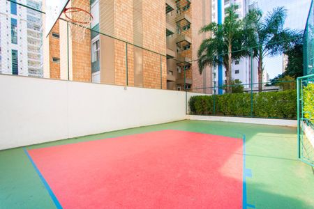 Apartamento à venda com 133m², 3 quartos e 2 vagas Apartamento à venda com 133m², 3 quartos e 2 vagasÁrea comum - Quara esportiva 2