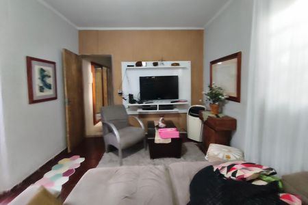 Casa à venda com 250m², 3 quartos e 4 vagas Casa à venda com 250m², 3 quartos e 4 vagasSala de Estar
