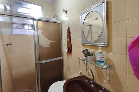 Casa à venda com 250m², 3 quartos e 4 vagas Casa à venda com 250m², 3 quartos e 4 vagasBanheiro Social