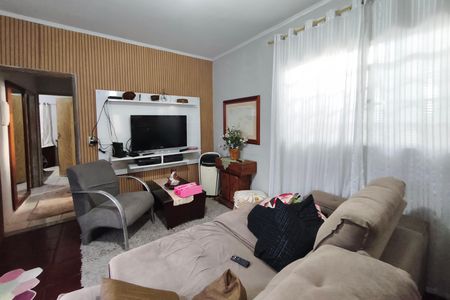 Casa à venda com 250m², 3 quartos e 4 vagas Casa à venda com 250m², 3 quartos e 4 vagasSala de Estar