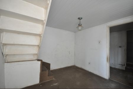 Casa à venda com 66m², 2 quartos e 2 vagasSala