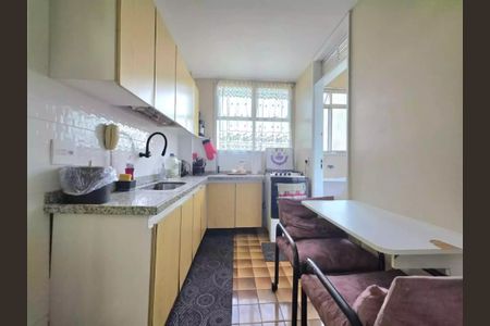Apartamento à venda com 100m², 2 quartos e 1 vaga