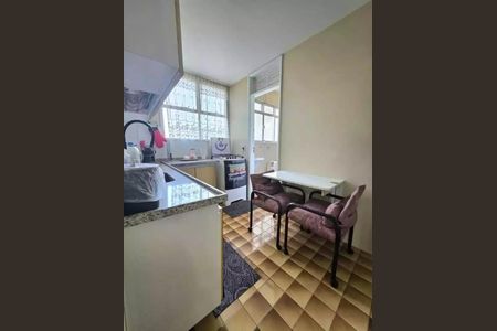 Apartamento à venda com 100m², 2 quartos e 1 vaga