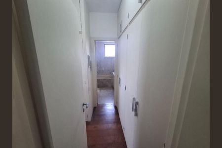 Apartamento à venda com 230m², 4 quartos e 3 vagas