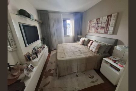 Apartamento à venda com 230m², 4 quartos e 3 vagas