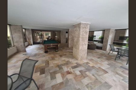 Apartamento à venda com 230m², 4 quartos e 3 vagas