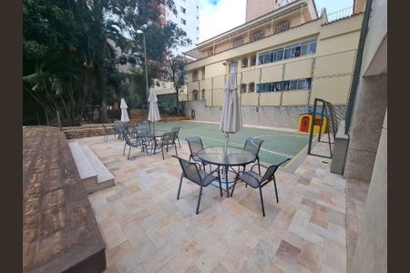 Apartamento à venda com 230m², 4 quartos e 3 vagas