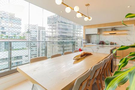 Apartamento à venda com 3 quartos, 131m² em Brooklin, São Paulo