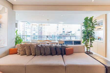 Apartamento à venda com 131m², 3 quartos e 3 vagas