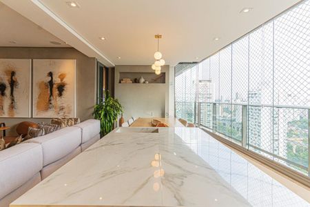 Apartamento à venda com 131m², 3 quartos e 3 vagas