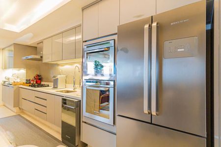 Apartamento à venda com 131m², 3 quartos e 3 vagas