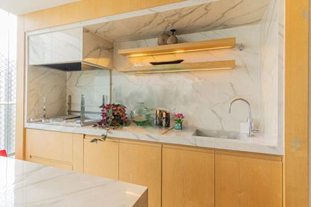 Apartamento à venda com 131m², 3 quartos e 3 vagas
