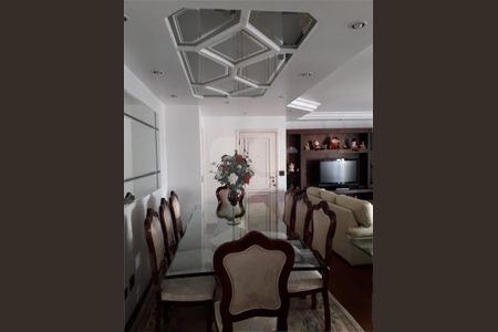 Apartamento à venda com 138m², 3 quartos e 3 vagas