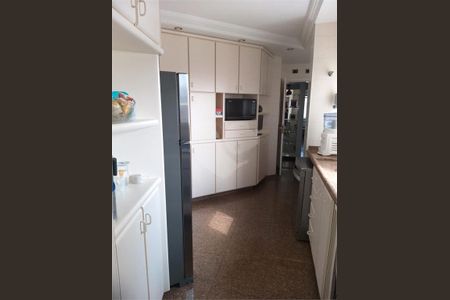 Apartamento à venda com 138m², 3 quartos e 3 vagas