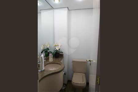 Apartamento à venda com 138m², 3 quartos e 3 vagas
