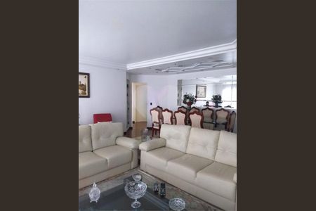 Apartamento à venda com 138m², 3 quartos e 3 vagas
