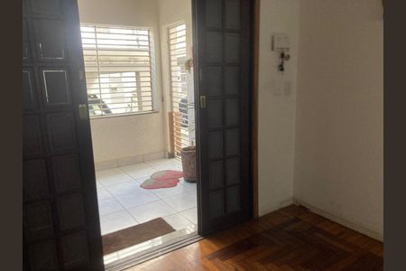 Sala de casa à venda com 4 quartos, 195m² em Cidade Vargas, São Paulo