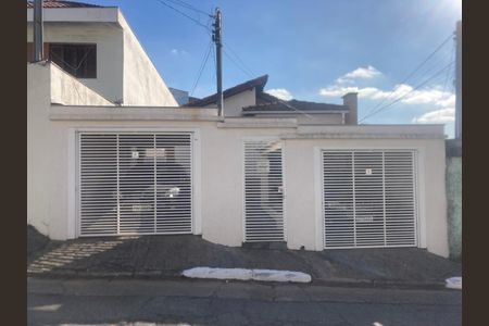 Fachada de casa à venda com 4 quartos, 195m² em Cidade Vargas, São Paulo
