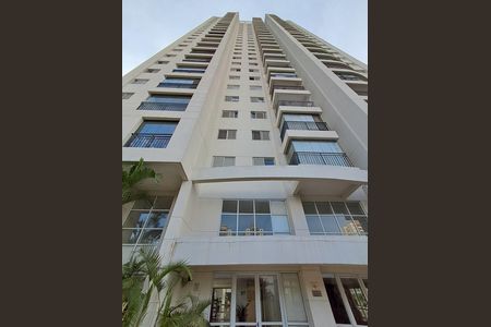 Apartamento à venda com 68m², 2 quartos e 1 vaga Apartamento à venda com 68m², 2 quartos e 1 vagaFachada