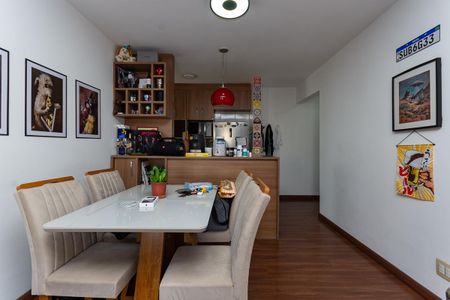 Apartamento à venda com 68m², 2 quartos e 1 vaga Apartamento à venda com 68m², 2 quartos e 1 vagaCozinha Americana