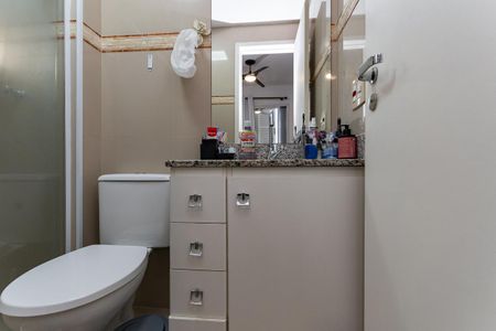 Apartamento à venda com 68m², 2 quartos e 1 vaga Apartamento à venda com 68m², 2 quartos e 1 vagaBanheiro do quarto 1 Suíte