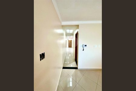 Casa à venda com 180m², 3 quartos e 4 vagas