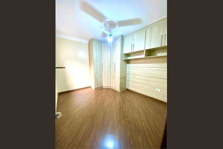 Casa à venda com 3 quartos, 180m² em Vila Camilópolis, Santo André