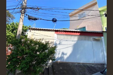 Casa à venda com 180m², 3 quartos e 4 vagas
