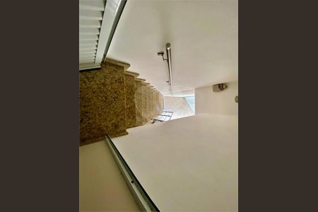Casa à venda com 180m², 3 quartos e 4 vagas