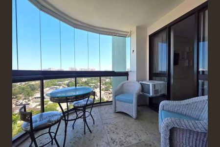 Apartamento à venda com 107m², 2 quartos e 2 vagas