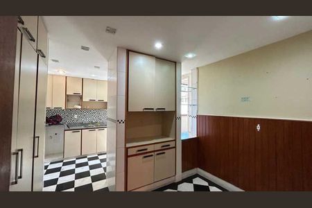 Apartamento à venda com 357m², 3 quartos e 4 vagas