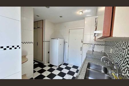 Apartamento à venda com 357m², 3 quartos e 4 vagas