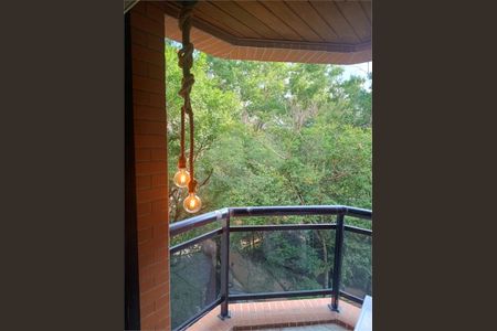 Apartamento à venda com 3 quartos, 129m² em Jardim Ampliacao, São Paulo