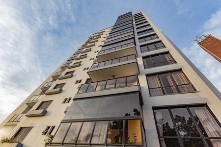 Apartamento para alugar com 220m², 4 quartos e 4 vagas Apartamento para alugar com 220m², 4 quartos e 4 vagasFachada do bloco