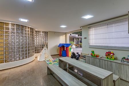 Apartamento para alugar com 220m², 4 quartos e 4 vagas Apartamento para alugar com 220m², 4 quartos e 4 vagasBrinquedoteca