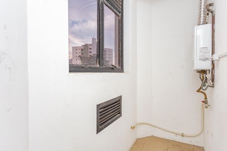 Apartamento para alugar com 220m², 4 quartos e 4 vagas Apartamento para alugar com 220m², 4 quartos e 4 vagasQuarto de Serviço