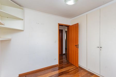Apartamento para alugar com 220m², 4 quartos e 4 vagas Apartamento para alugar com 220m², 4 quartos e 4 vagasSuíte