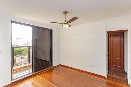 Apartamento para alugar com 220m², 4 quartos e 4 vagas Apartamento para alugar com 220m², 4 quartos e 4 vagasSuíte