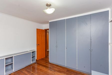 Apartamento para alugar com 220m², 4 quartos e 4 vagas Apartamento para alugar com 220m², 4 quartos e 4 vagas Suíte 2