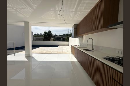 Casa de condomínio à venda com 390m², 4 quartos e 4 vagasChurrasqueira