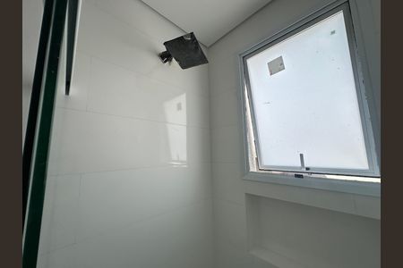 Casa de condomínio à venda com 390m², 4 quartos e 4 vagasBanheiro da Suíte 2