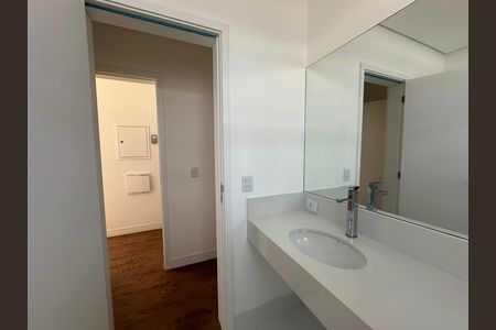 Casa de condomínio à venda com 390m², 4 quartos e 4 vagasBanheiro da Suíte 4
